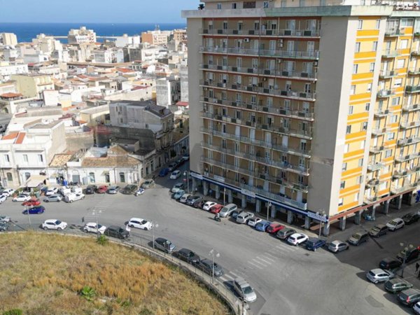 negozio in vendita a Siracusa in zona Centro Città