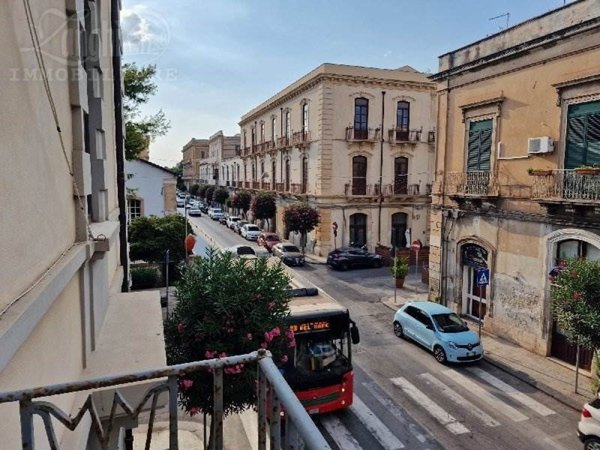 appartamento in vendita a Siracusa in zona Centro Città