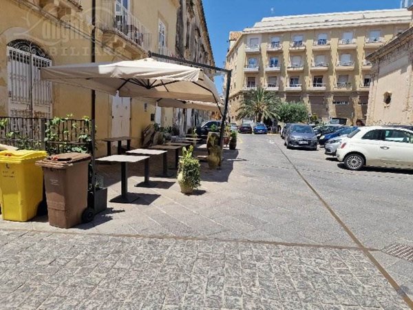 appartamento in vendita a Siracusa in zona Isola Ortigia