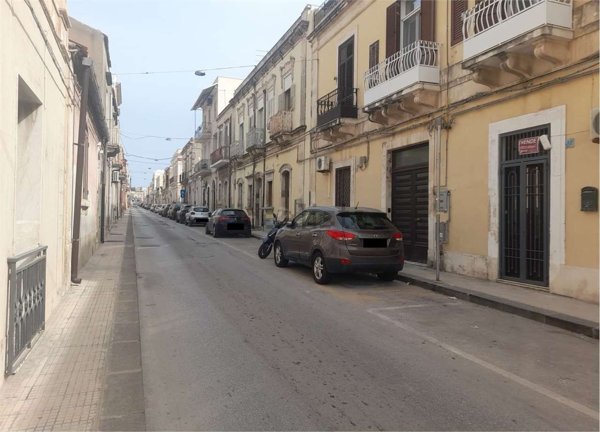 appartamento in vendita a Siracusa in zona Borgata