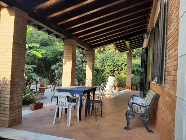 casa indipendente in vendita a Siracusa in zona Scala Greca