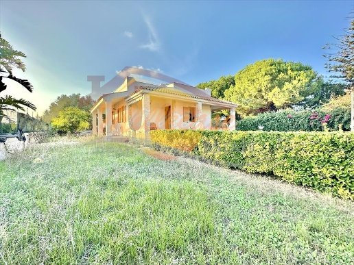 casa indipendente in vendita a Siracusa in zona Centro Città