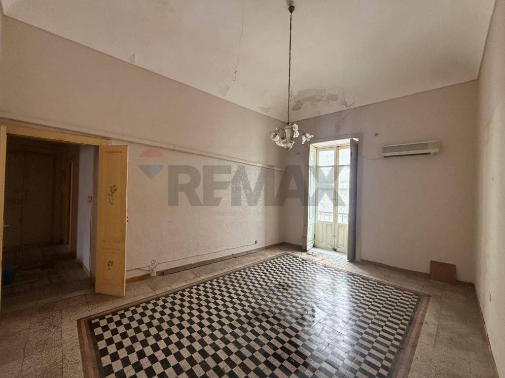 appartamento in vendita a Siracusa in zona Isola Ortigia