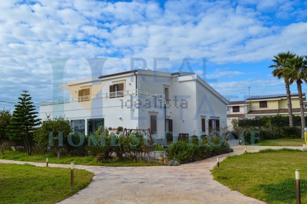 casa indipendente in vendita a Siracusa in zona Isola / Plemmirio
