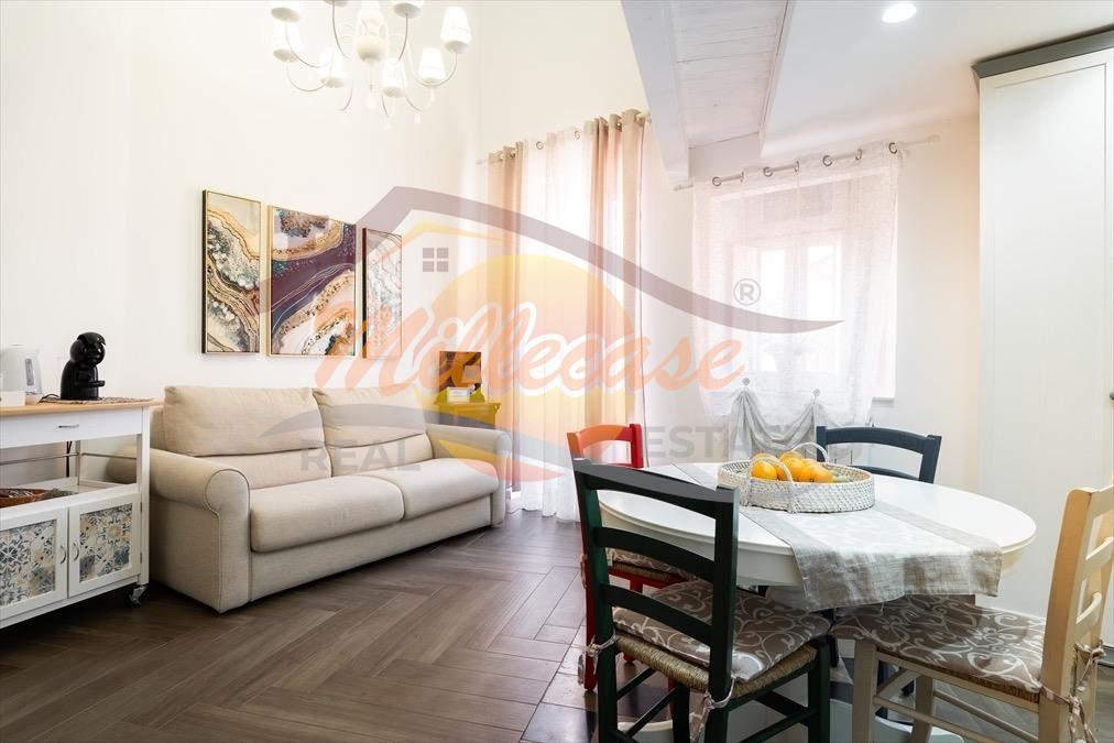 casa indipendente in vendita a Siracusa in zona Isola Ortigia