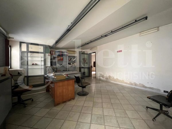 negozio in vendita a Siracusa