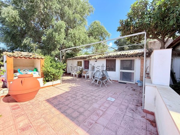 casa indipendente in vendita a Siracusa in zona Ognina