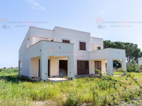 casa indipendente in vendita a Siracusa in zona Isola / Plemmirio