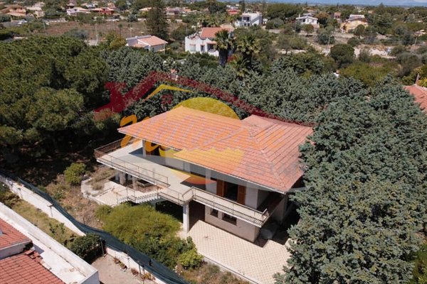 casa indipendente in vendita a Siracusa in zona Fontane Bianche