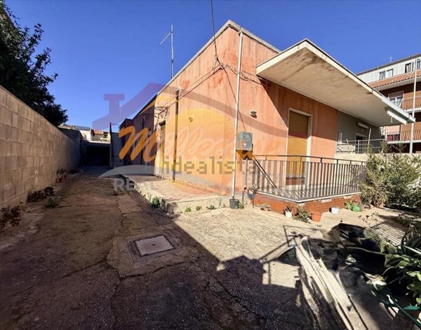 casa semindipendente in vendita a Siracusa in zona Epipoli