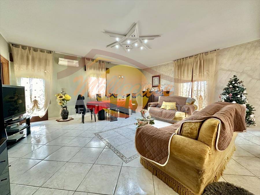 casa indipendente in vendita a Siracusa in zona Isola / Plemmirio