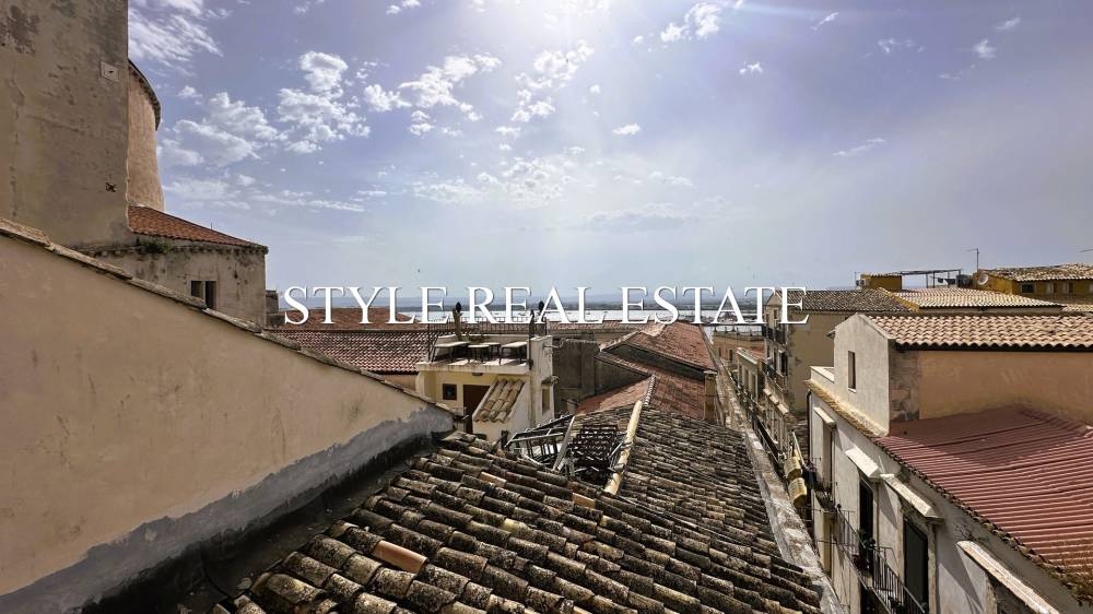 intera palazzina in vendita a Siracusa in zona Centro Città