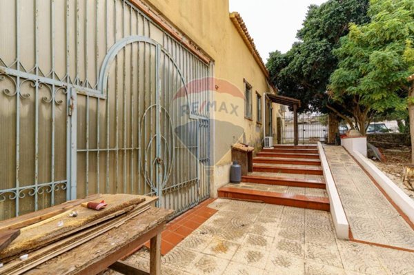 casa indipendente in vendita a Siracusa in zona Scala Greca