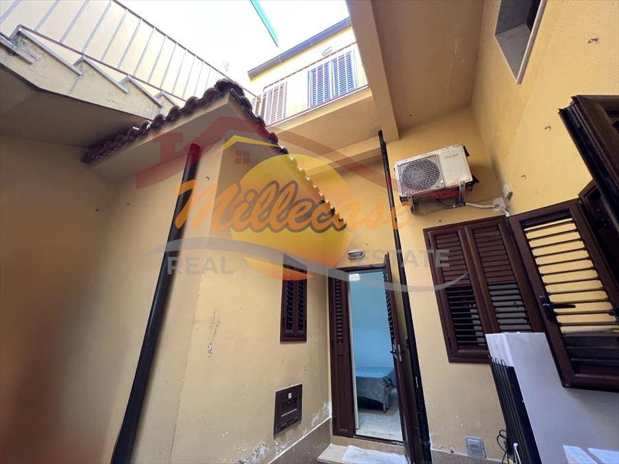 appartamento in vendita a Siracusa in zona Borgata