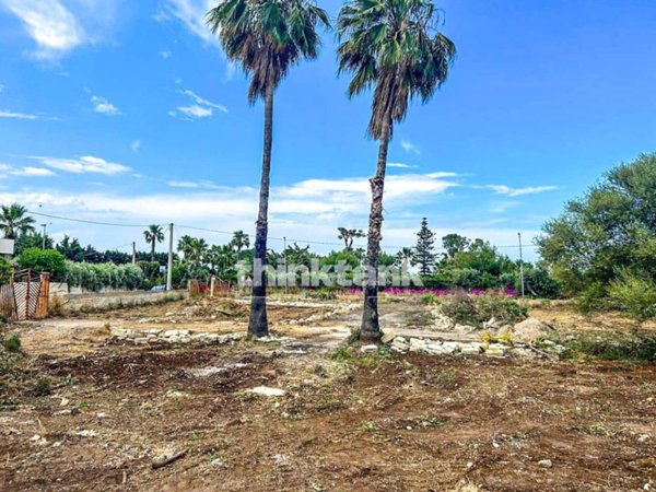 casa indipendente in vendita a Siracusa in zona Ognina