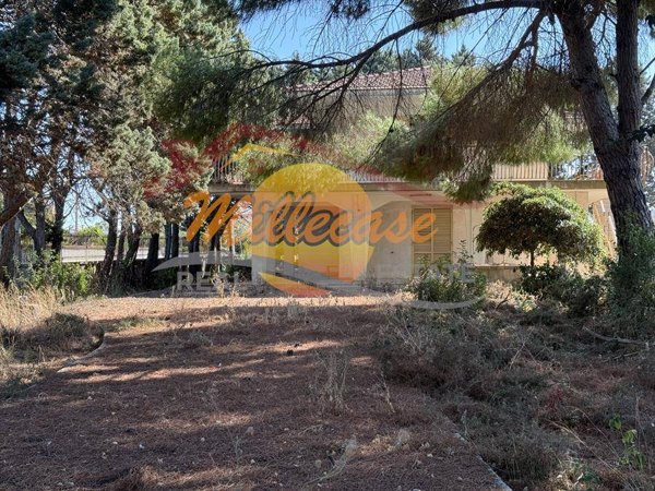 casa indipendente in vendita a Siracusa in zona Fontane Bianche