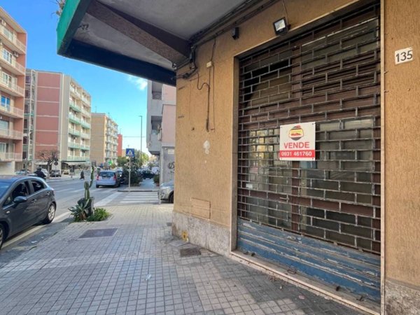 negozio in vendita a Siracusa in zona Centro Città