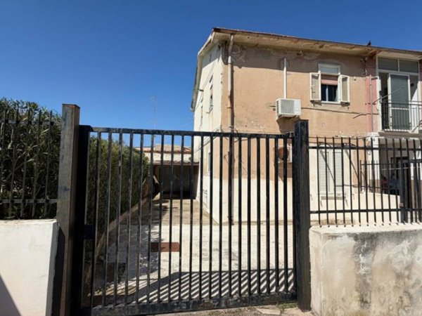 appartamento in vendita a Siracusa in zona Grottasanta