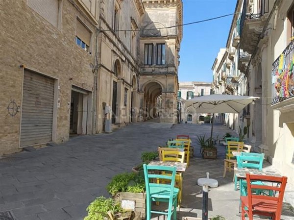 monolocale in vendita a Siracusa in zona Isola Ortigia