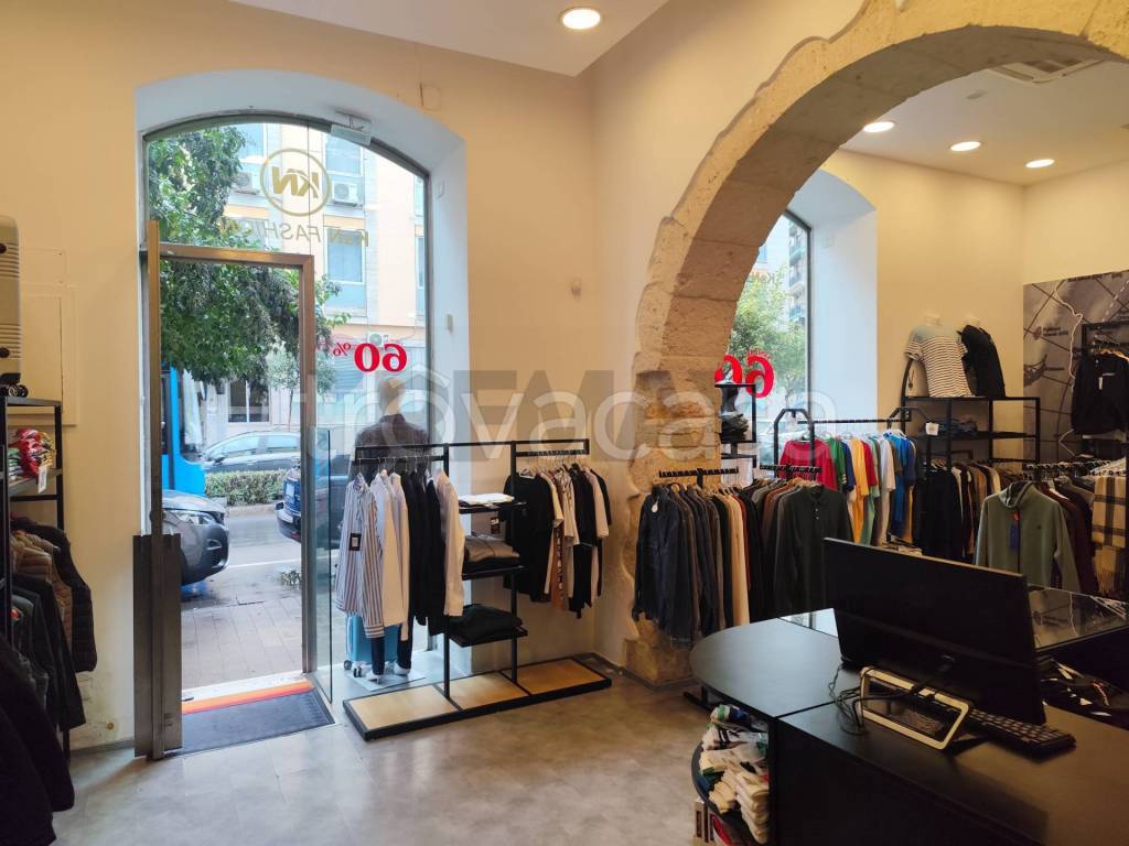 negozio in vendita a Siracusa in zona Centro Città