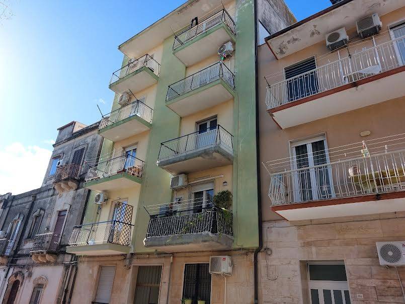 appartamento in vendita a Siracusa in zona Borgata