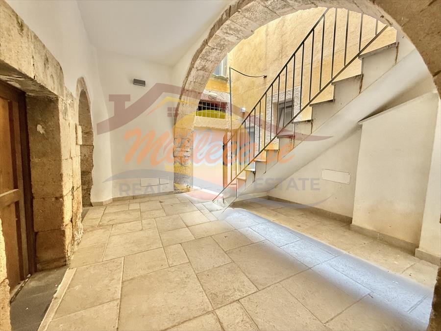 appartamento in vendita a Siracusa in zona Isola Ortigia