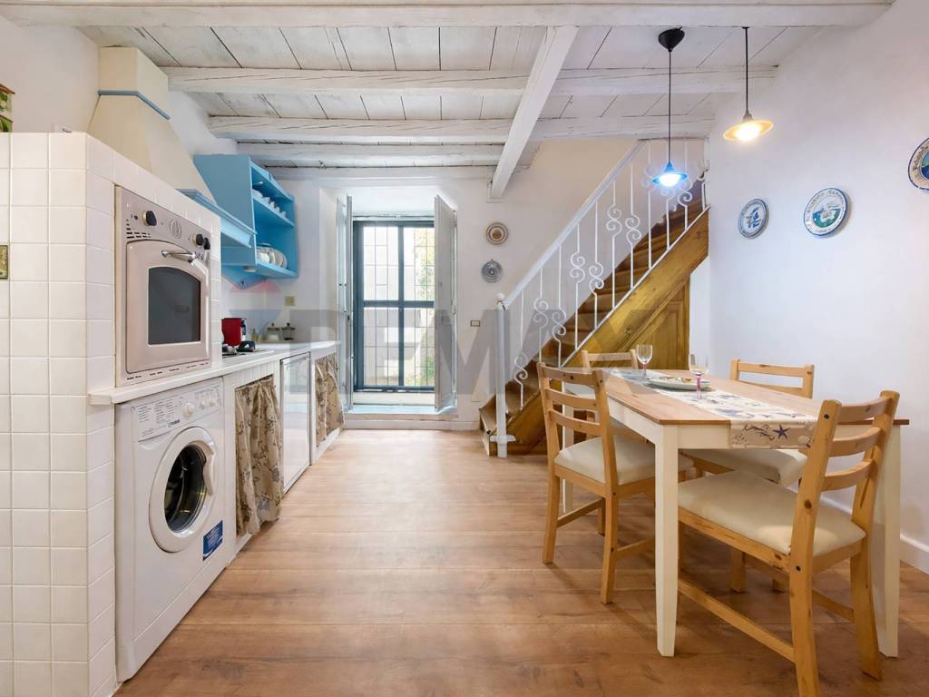 casa indipendente in vendita a Siracusa in zona Isola Ortigia