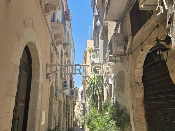 appartamento in vendita a Siracusa in zona Isola Ortigia