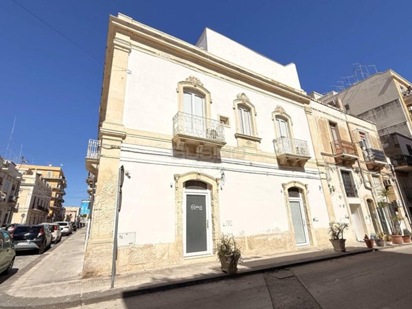appartamento in vendita a Siracusa in zona Borgata