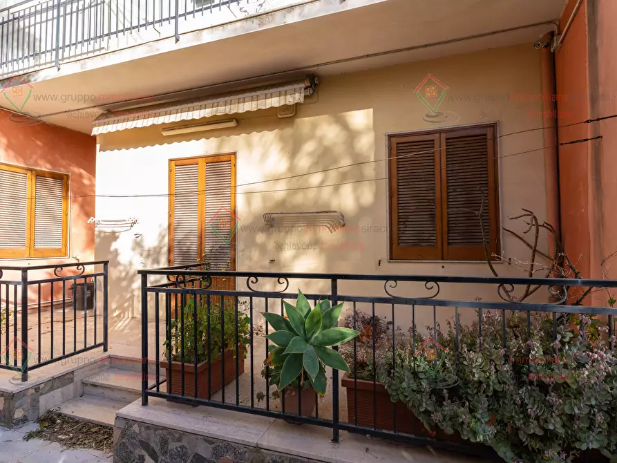 appartamento in vendita a Siracusa in zona Grottasanta
