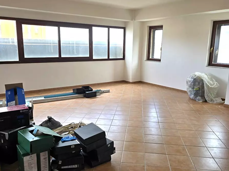 ufficio in vendita a Siracusa in zona Targia