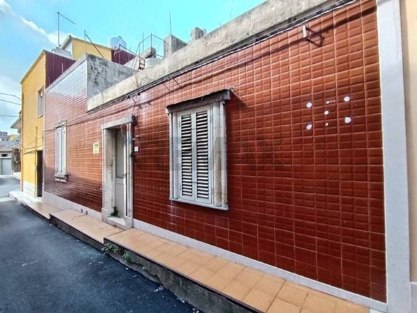casa indipendente in vendita a Siracusa in zona Borgata
