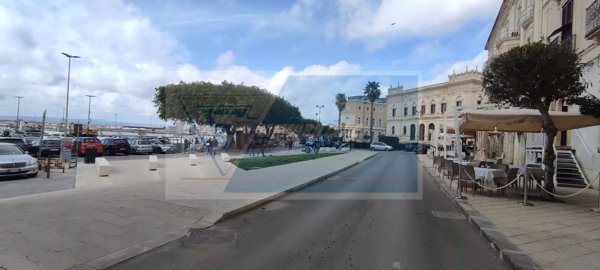 appartamento in vendita a Siracusa in zona Isola Ortigia
