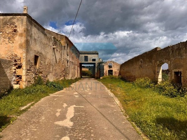 terreno agricolo in vendita a Siracusa in zona Belvedere