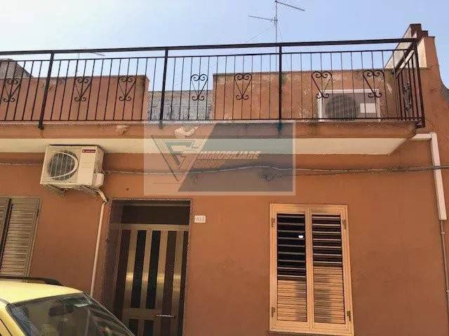casa indipendente in vendita a Siracusa in zona Borgata