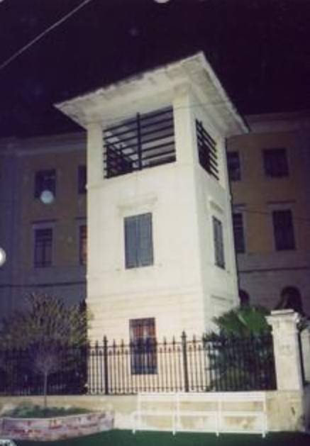 locale commerciale in vendita a Siracusa in zona Isola Ortigia