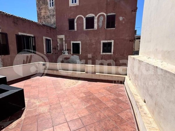 appartamento in vendita a Siracusa in zona Isola Ortigia