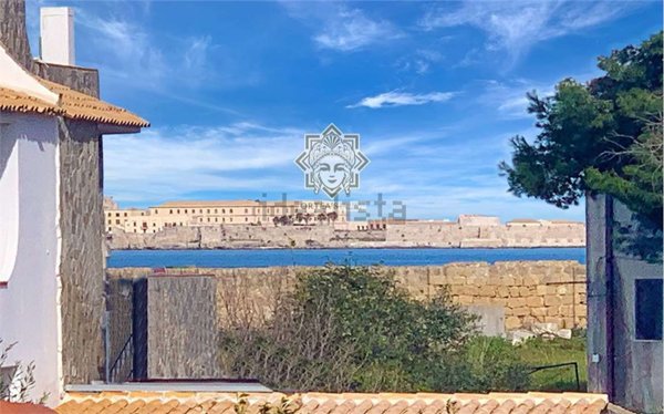 casa indipendente in vendita a Siracusa in zona Isola / Plemmirio