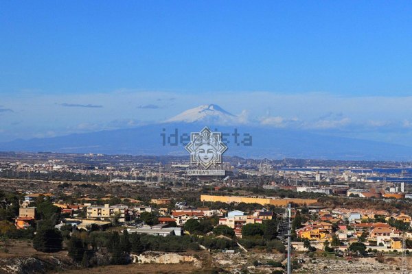 appartamento in vendita a Siracusa in zona Belvedere