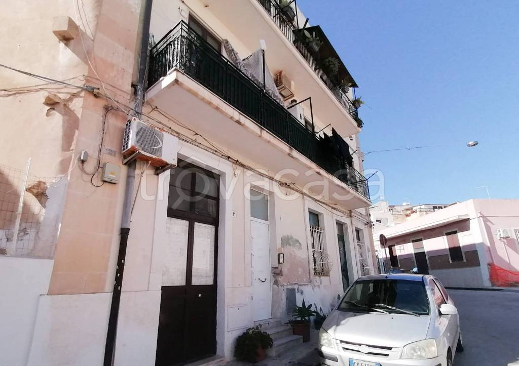 appartamento in vendita a Siracusa in zona Borgata