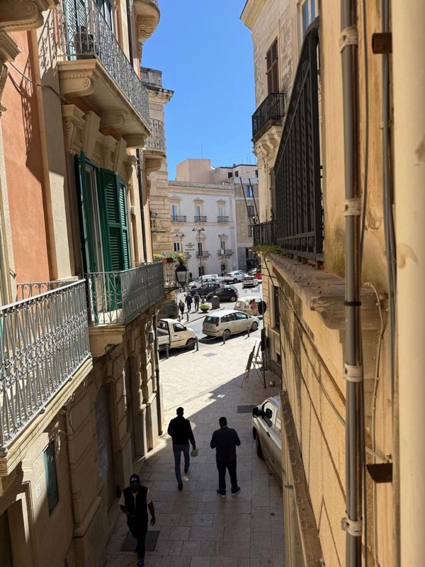 appartamento in vendita a Siracusa in zona Isola Ortigia