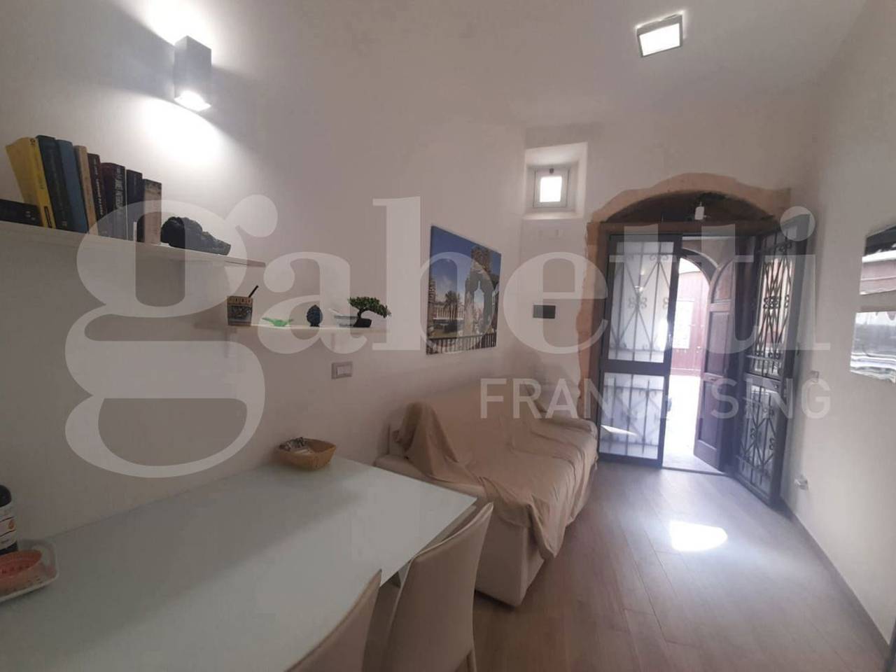 casa indipendente in vendita a Siracusa in zona Isola Ortigia