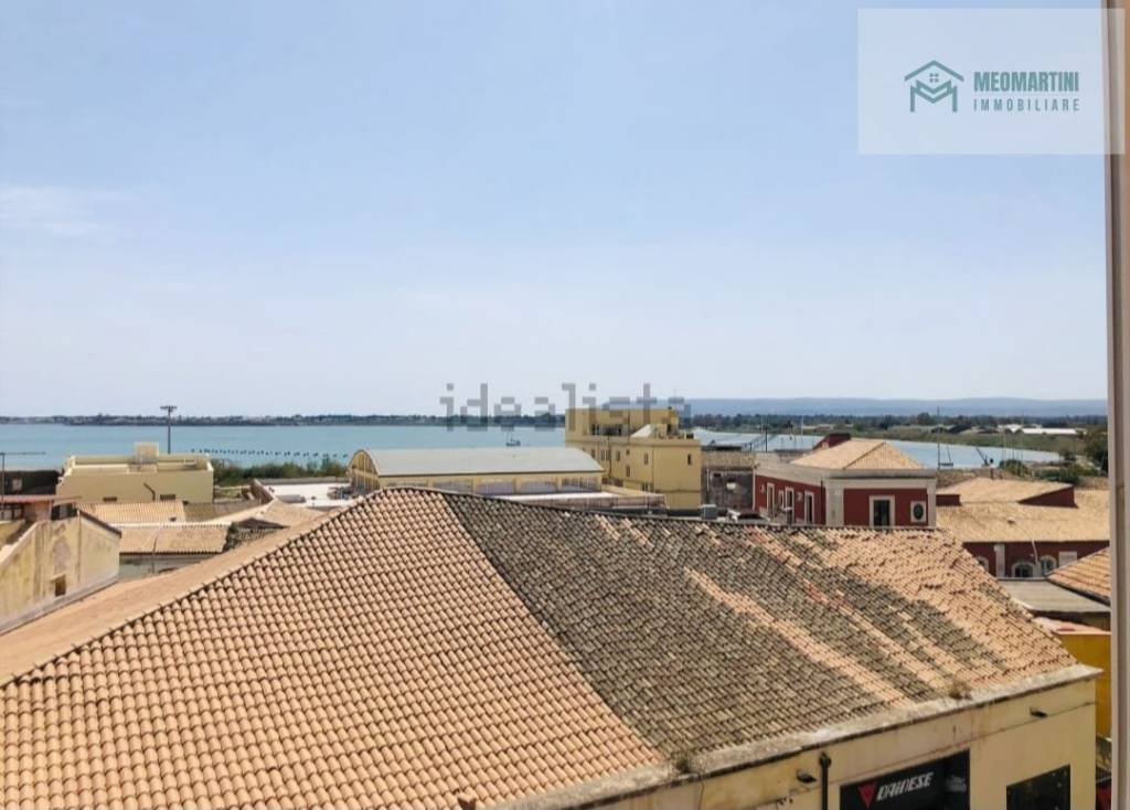 appartamento in vendita a Siracusa in zona Isola Ortigia