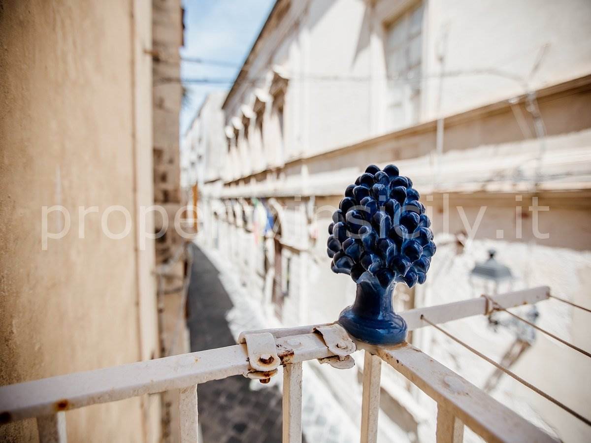appartamento in vendita a Siracusa in zona Isola Ortigia