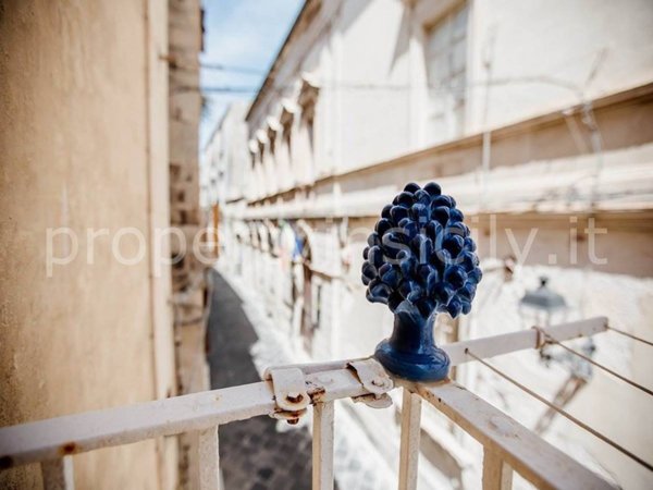 appartamento in vendita a Siracusa in zona Isola Ortigia