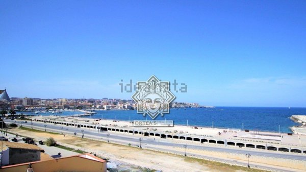 appartamento in vendita a Siracusa in zona Centro Città