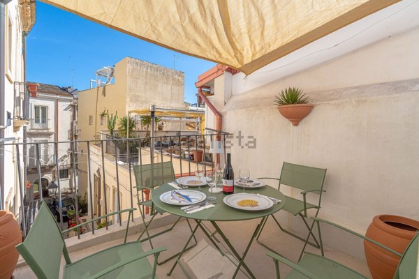 appartamento in vendita a Siracusa in zona Isola Ortigia