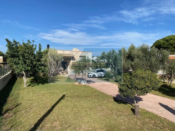 casa indipendente in vendita a Siracusa in zona Isola / Plemmirio