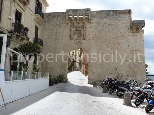 appartamento in vendita a Siracusa in zona Centro Città