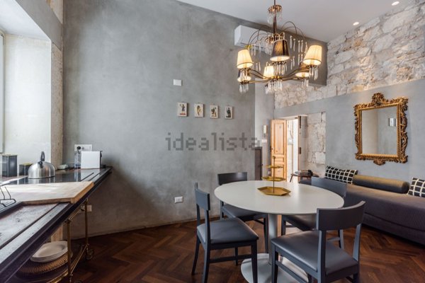 appartamento in vendita a Siracusa in zona Isola Ortigia